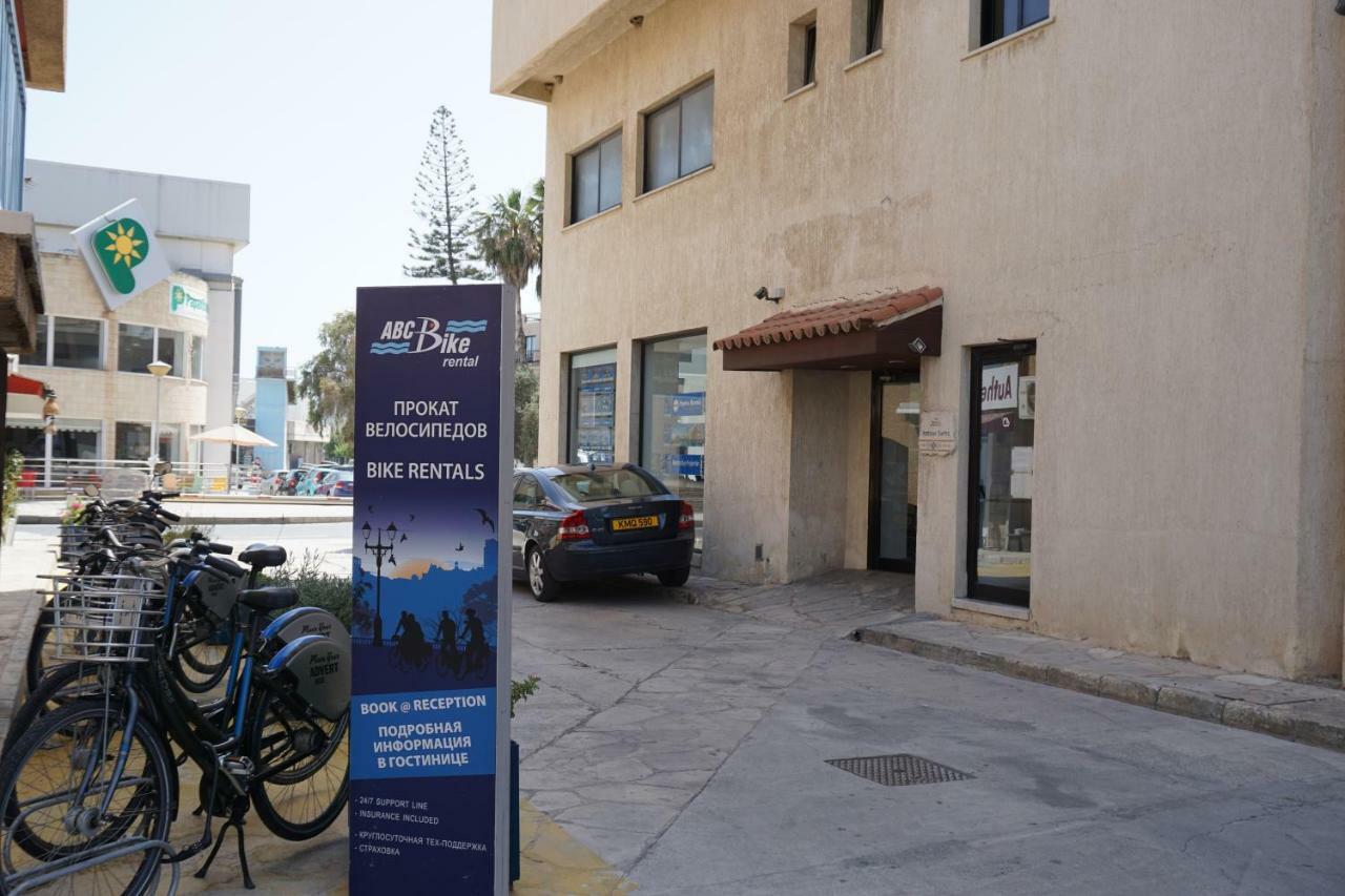 Alex'S Vacation Suite - 100M From The Beach - 6 Guests Paphos Bagian luar foto